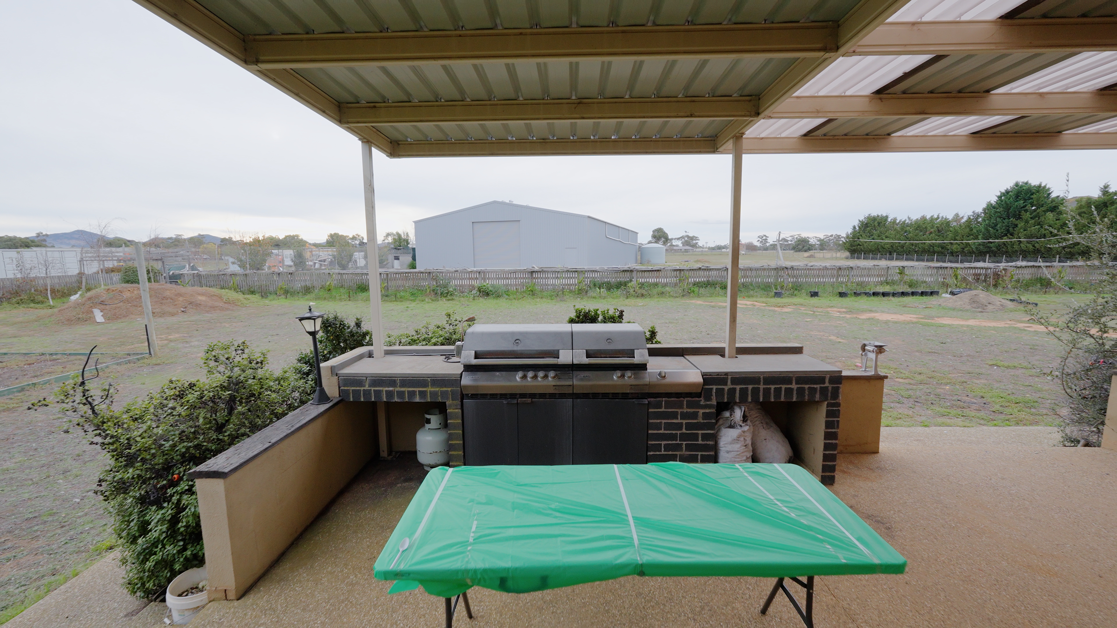 Covered outdoor BBQ and entertaining area